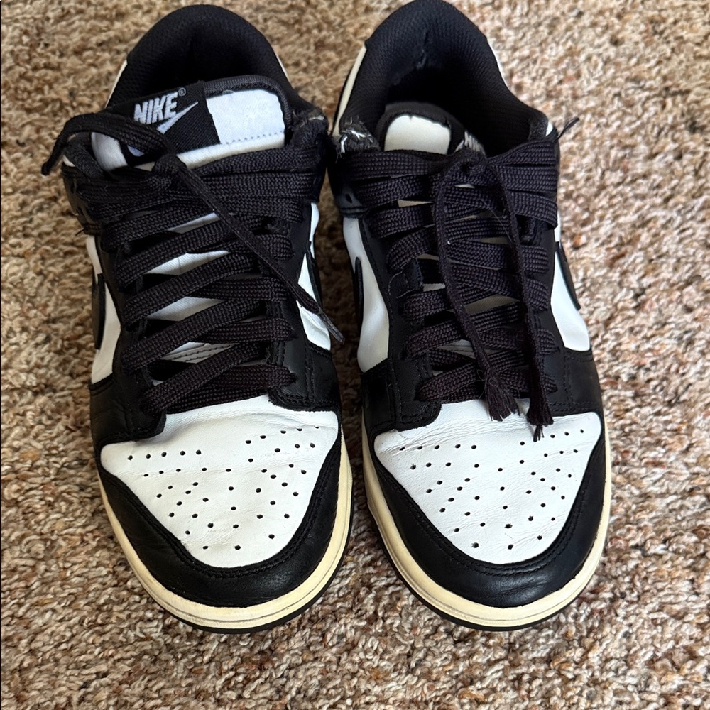 Nike pandas
